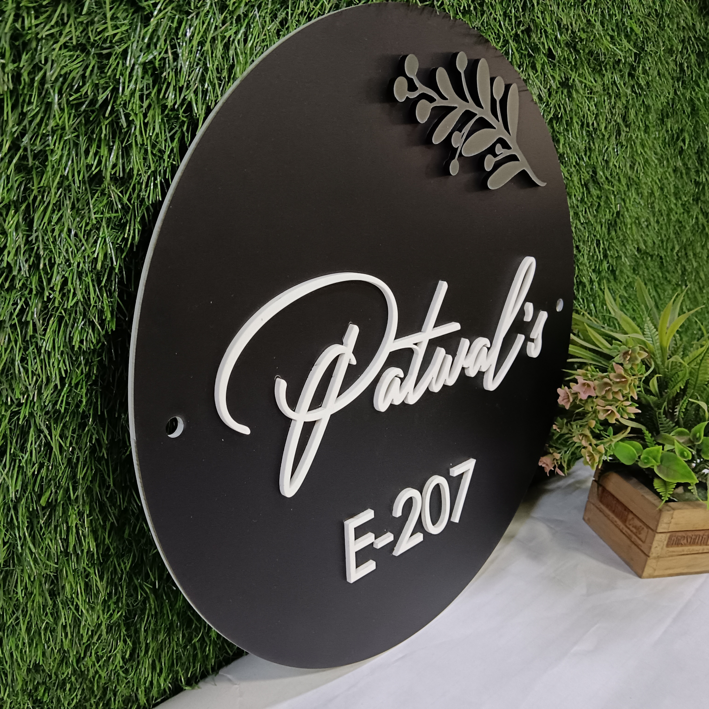 Personalized Acrylic Name Plates – Sleek, Modern, & Durable