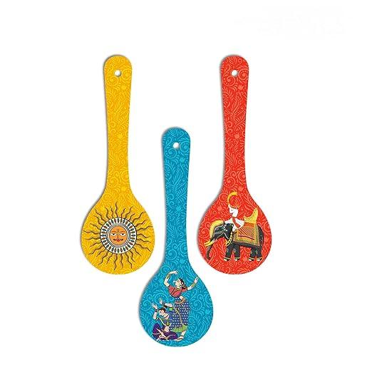 Madhubani Art Wooden Wall Hanger For Home | Office | Living Room | Gift | Modern Decoration Items | Kitchen Wall Decor | Home Decor Hanging Items (Wh 5010Nn), Set Of 3-33.02 Cm - Decor Mantra 