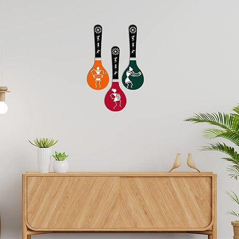 Warli Art Wooden Wall Hanger For Home | Office | Living Room | Gift | Modern Decoration Items | Kitchen Wall Decor | Home Decor Hanging Items (Wh 5007N), Set Of 3-33.02 Cm - Decor Mantra 