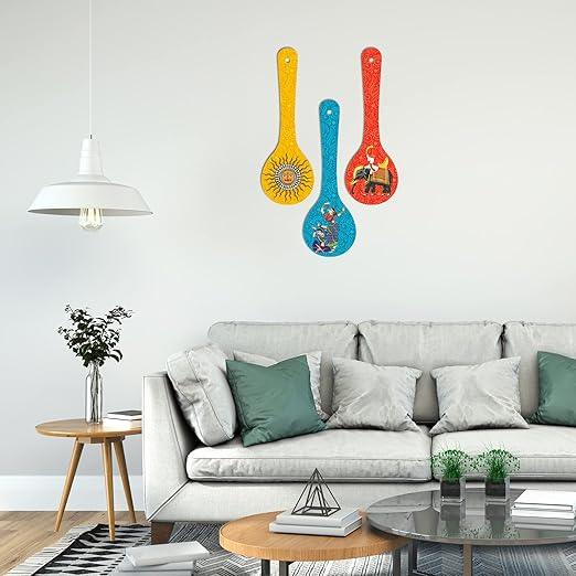 Madhubani Art Wooden Wall Hanger For Home | Office | Living Room | Gift | Modern Decoration Items | Kitchen Wall Decor | Home Decor Hanging Items (Wh 5010Nn), Set Of 3-33.02 Cm - Decor Mantra 