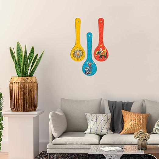 Madhubani Art Wooden Wall Hanger For Home | Office | Living Room | Gift | Modern Decoration Items | Kitchen Wall Decor | Home Decor Hanging Items (Wh 5010Nn), Set Of 3-33.02 Cm - Decor Mantra 