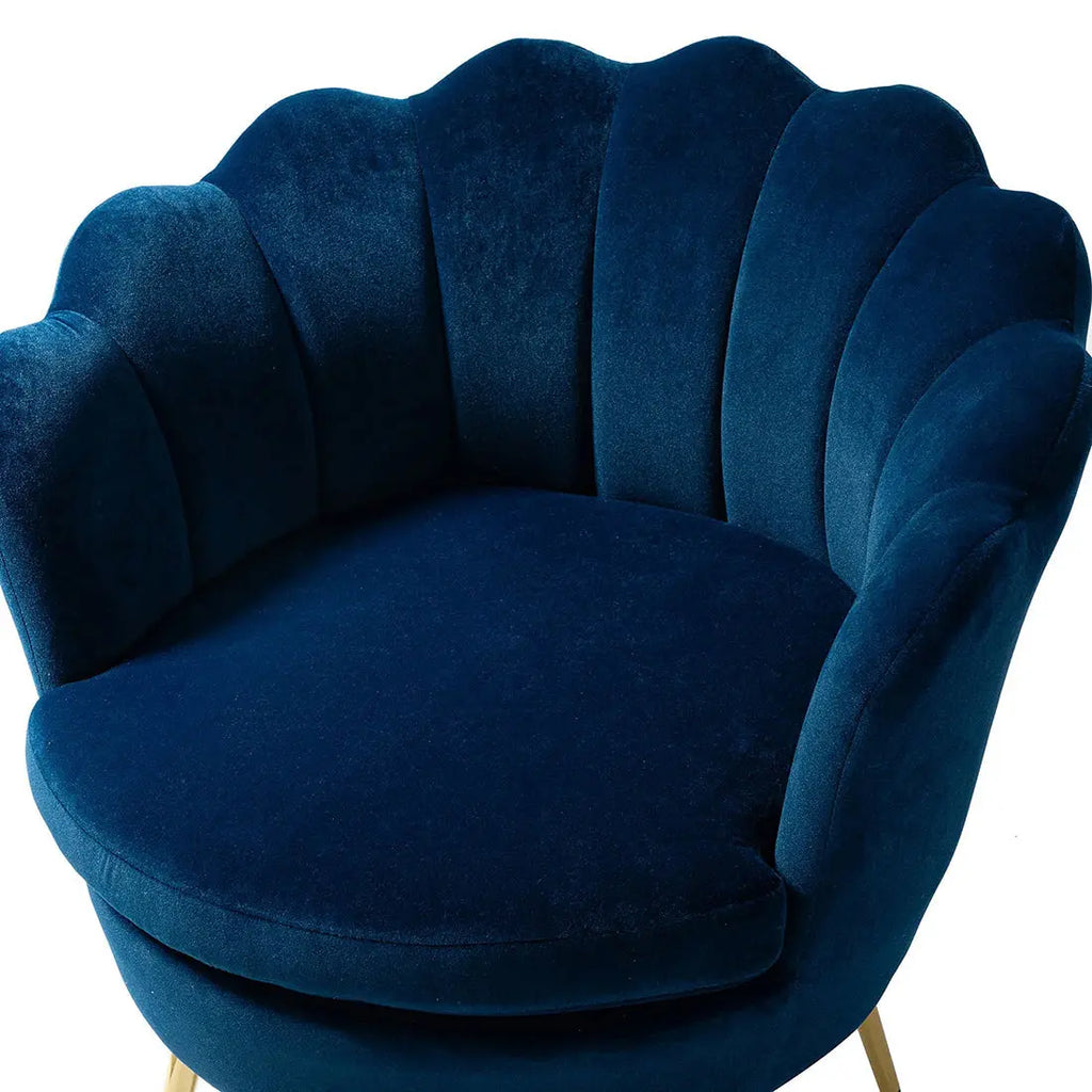 Shell Motif Luxury Style Blue Velvet Lounge Chair DECORMANTRA