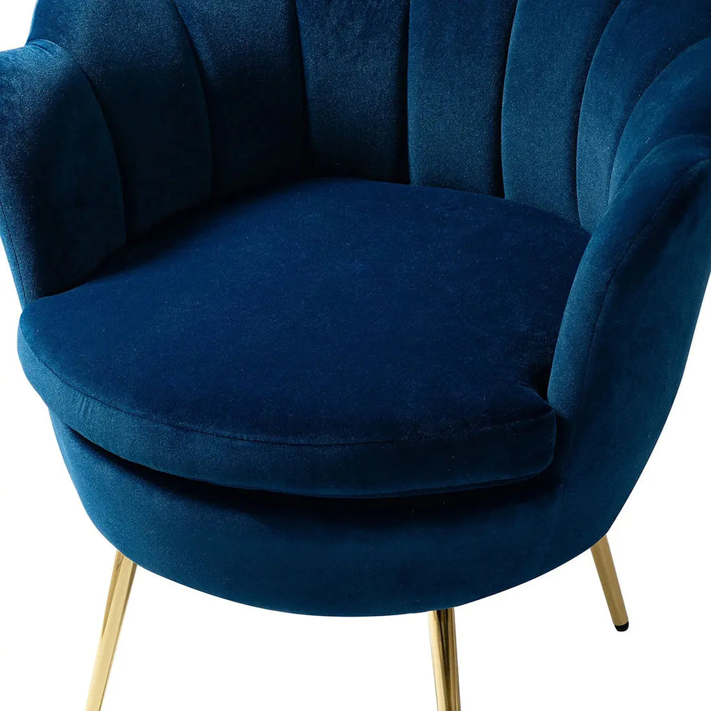Shell Motif Luxury Style Blue Velvet Lounge Chair DECORMANTRA