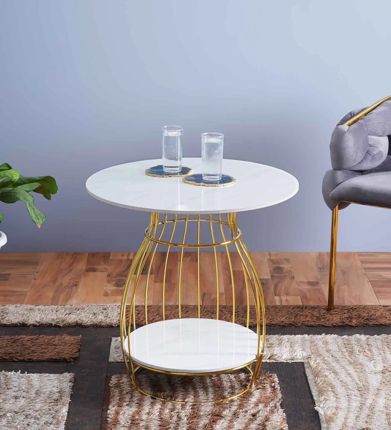 Gold-Accented Miko Coffee Table in White DECORMANTRA
