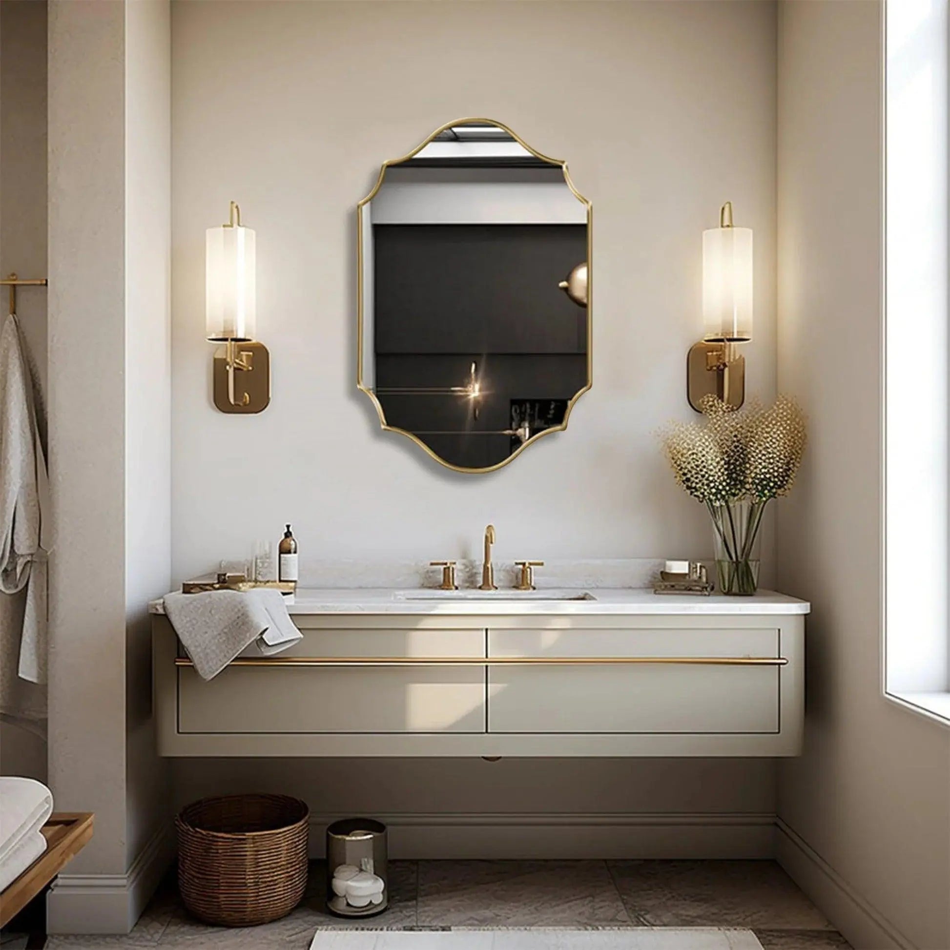 Elegant Irregular Quatrefoil Bathroom Decor Mirror with Golden Wooden Finish - Decor Mantra 