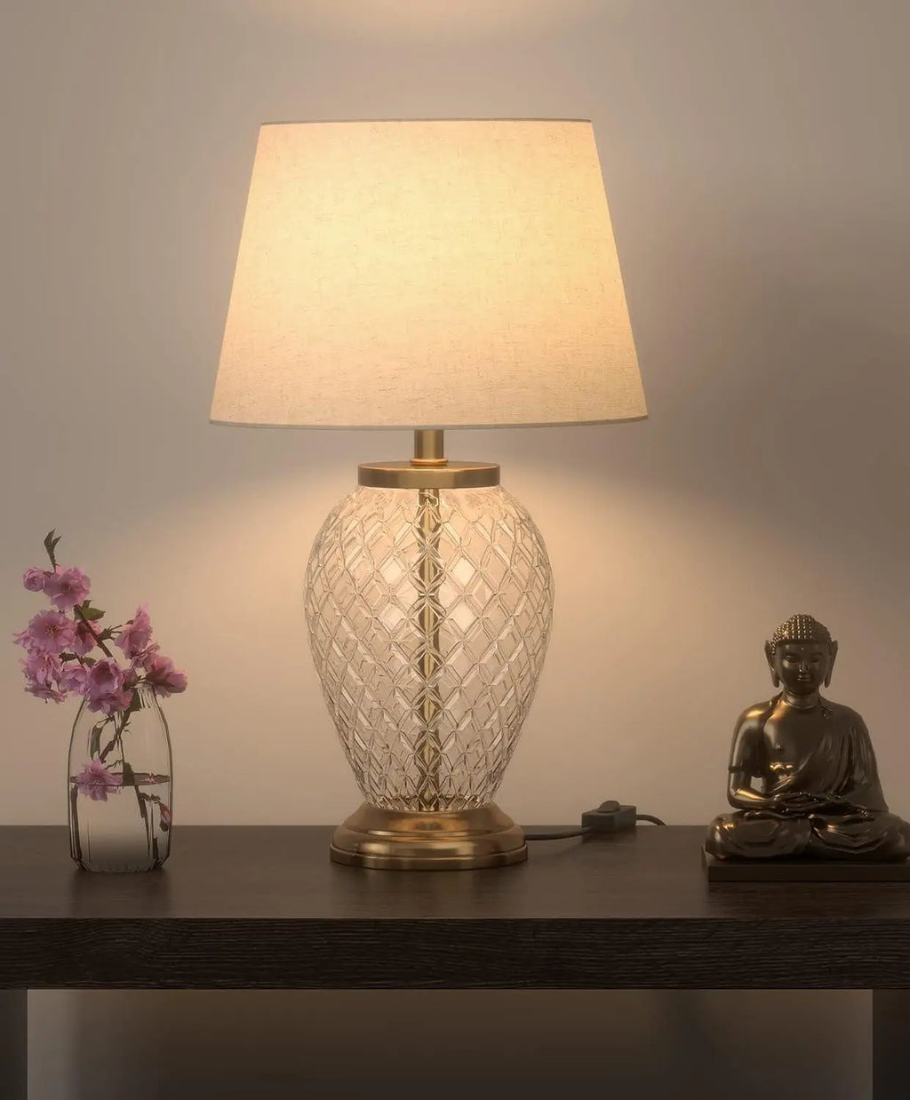 Elegant Diamond Cut Glass Table Lamp - Decor Mantra 