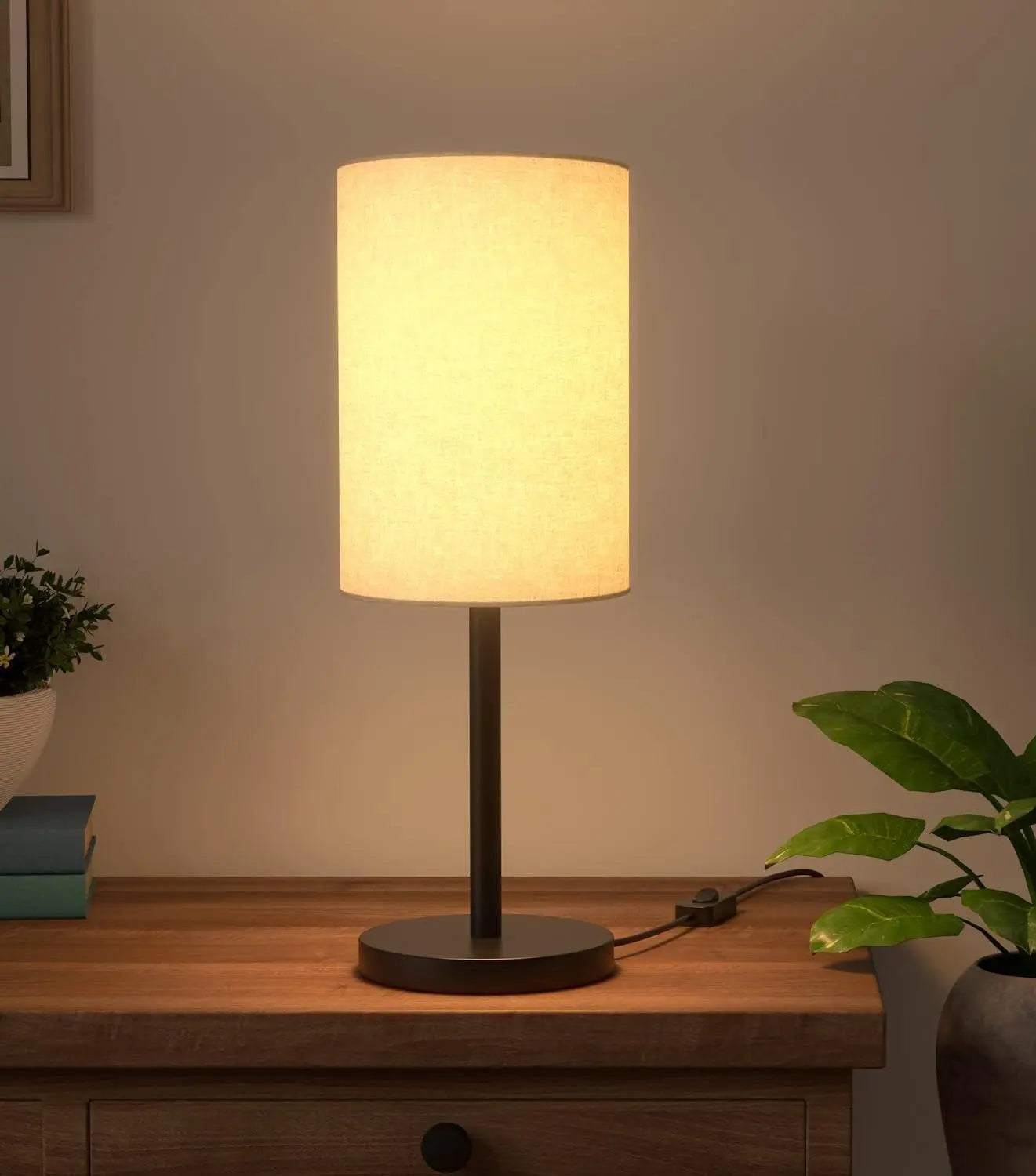 Elegant Black Bedroom Lamp with Cylinder Lampshade - Decor Mantra 