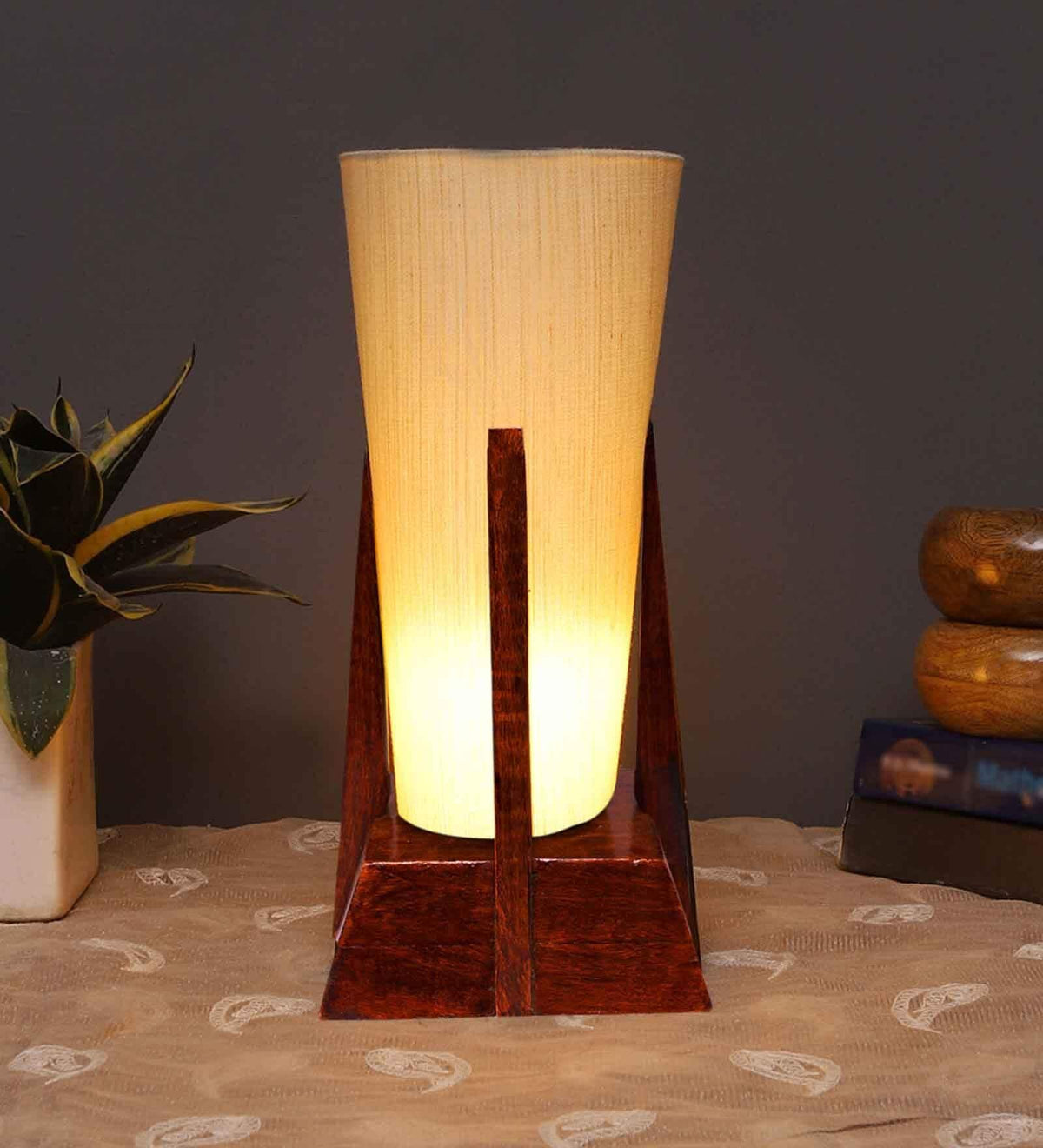 Multicolor Cotton Lamp on a Wood Base - Decor Mantra 