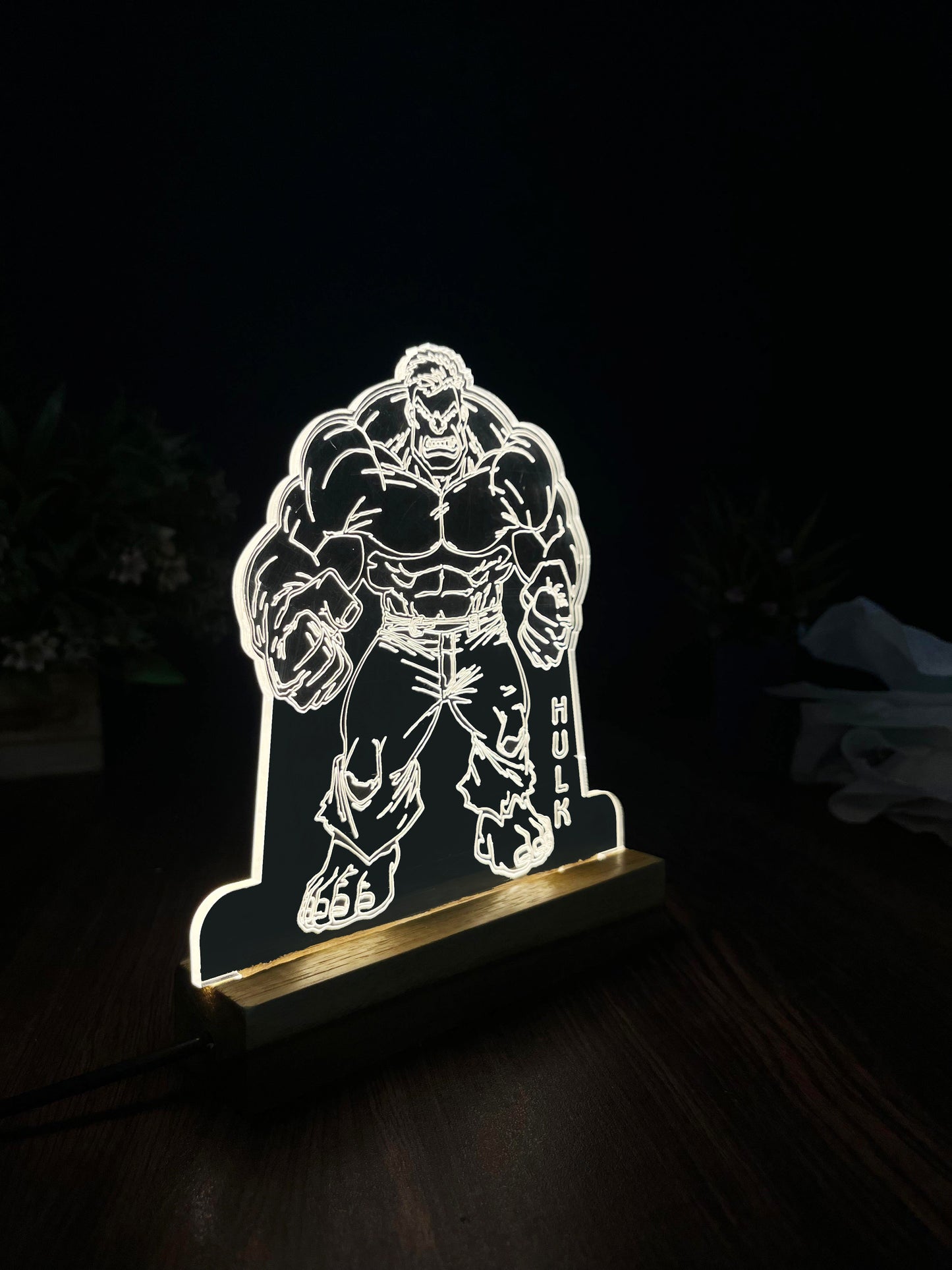 3D Illusion Hulk Night Lamp – Acrylic LED Light with Wooden Base