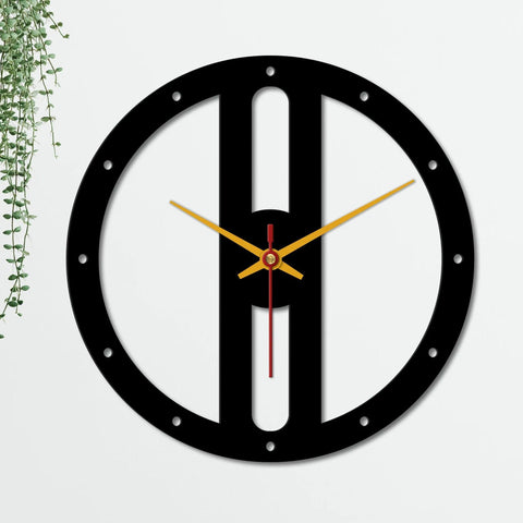 Wooden Look Round Shape Wall Clock - Decor Mantra 