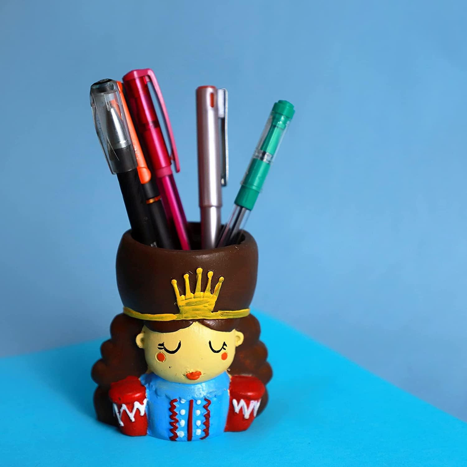Queen Resin Flowerpot 
