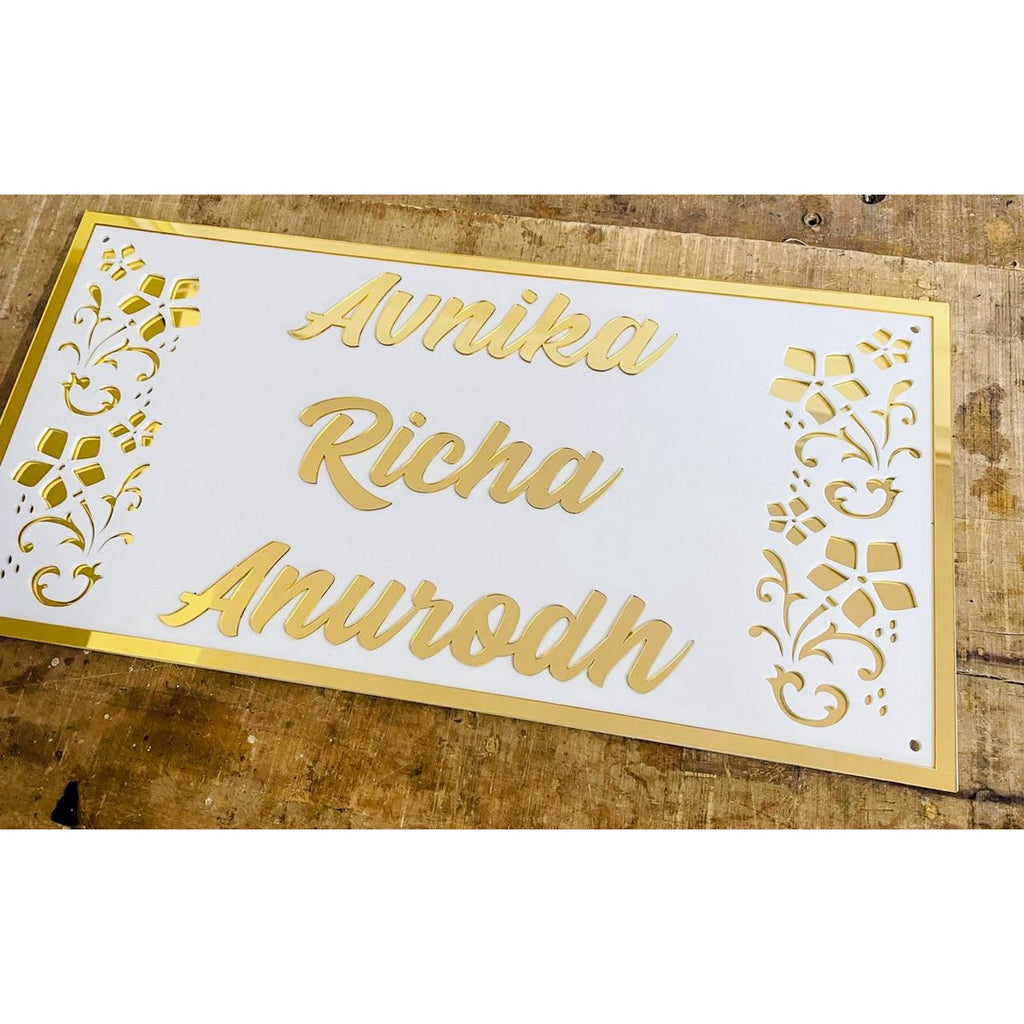 Golden Acrylic Elegant Design Name Plate for Home