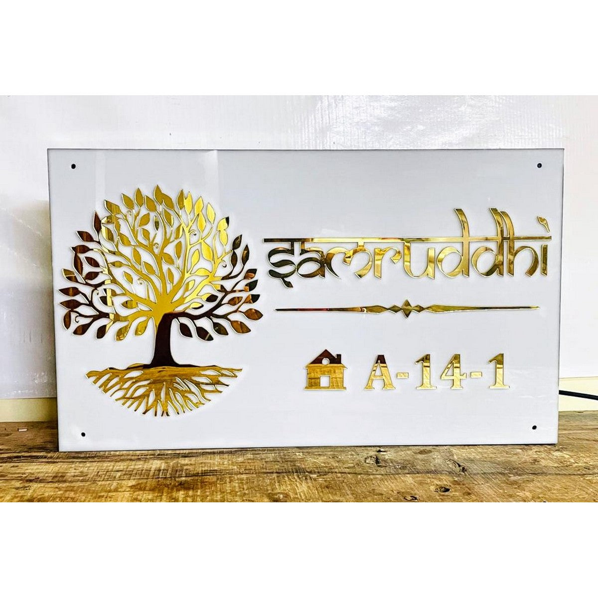 Embossed Letters Acrylic LED Name Plate for Home