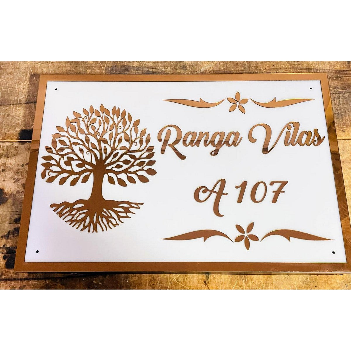 Stylish Personalized 3D Embossed Letters LED Acrylic Name Plate for Home